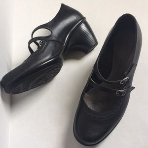 ✨ Dansko Mary Janes✨